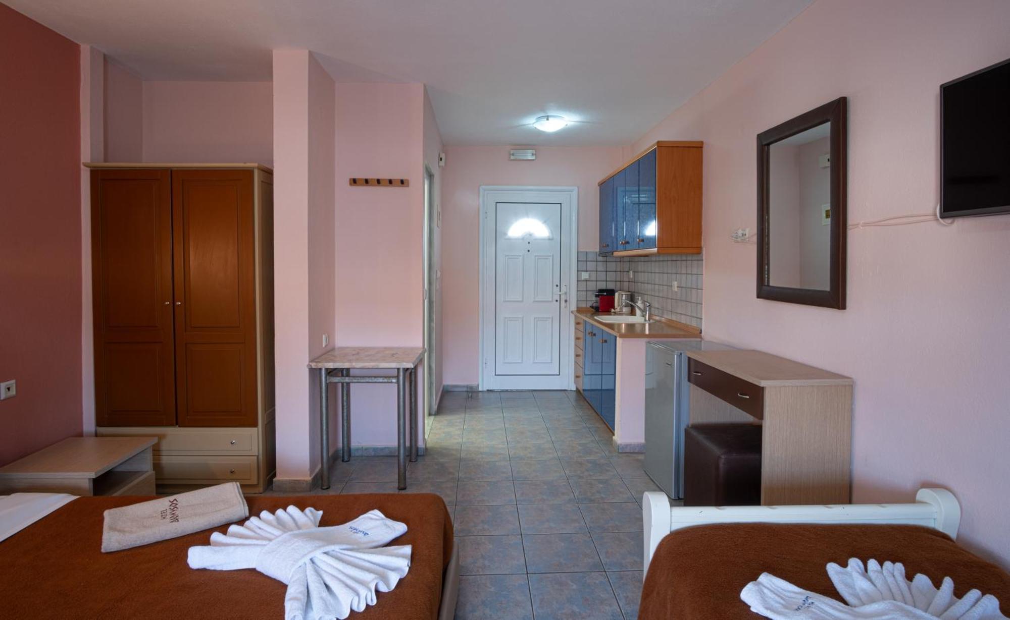 Hotel Dionysos Polichrono Polychrono Ngoại thất bức ảnh